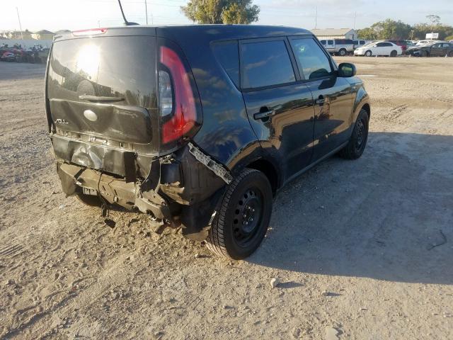 KNDJN2A26E7017028 - 2014 KIA SOUL  photo 4