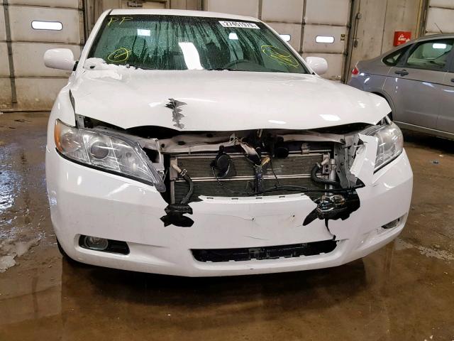 4T1BB46K28U061689 - 2008 TOYOTA CAMRY HYBR WHITE photo 9