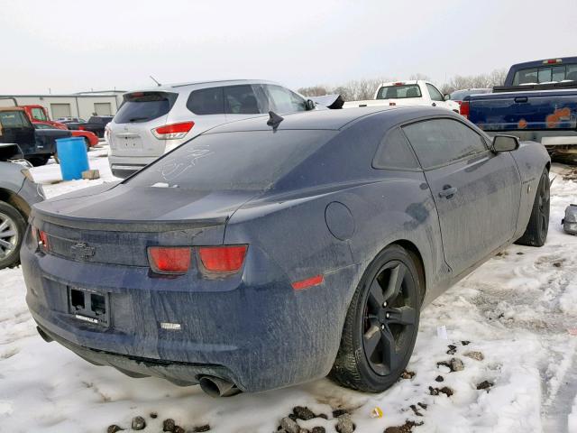 2G1FA1EV8A9177882 - 2010 CHEVROLET CAMARO LS BLUE photo 4