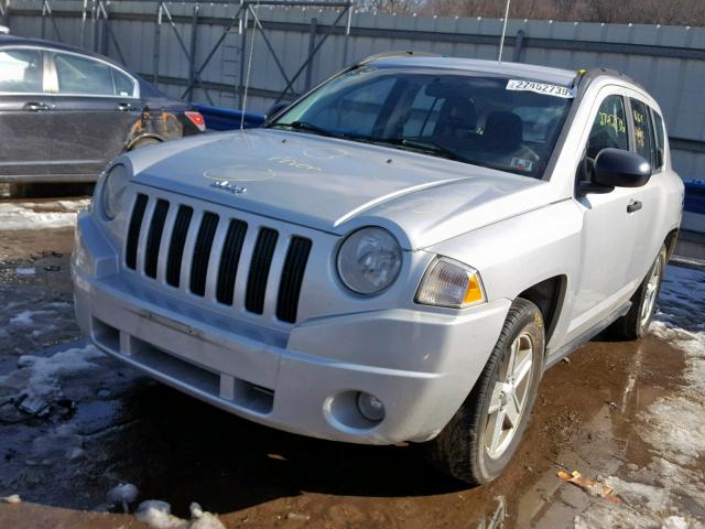 1J8FT47W67D244881 - 2007 JEEP COMPASS SILVER photo 2