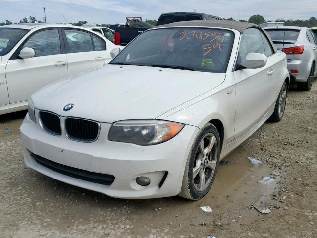 WBAUL7C5XDVU09086 - 2013 BMW 128 I WHITE photo 2