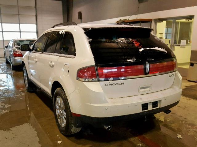 2LMDU68C47BJ09917 - 2007 LINCOLN MKX WHITE photo 3