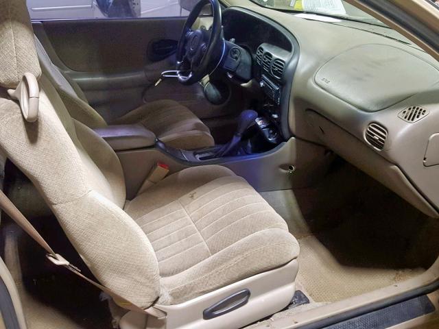 1G2WP12K61F242885 - 2001 PONTIAC GRAND PRIX GOLD photo 5