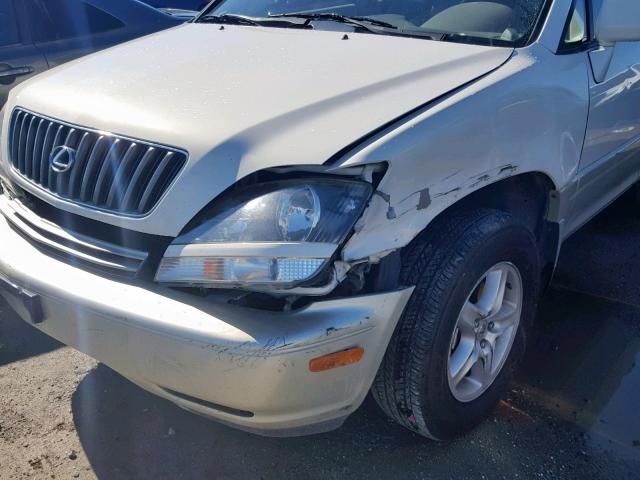 JT6HF10U7Y0096867 - 2000 LEXUS RX 300 WHITE photo 9