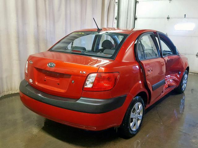 KNADE223896526177 - 2009 KIA RIO BASE RED photo 4