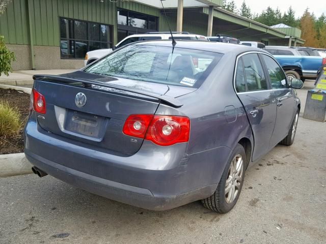 3VWEF71K07M063200 - 2007 VOLKSWAGEN JETTA WOLF GRAY photo 4