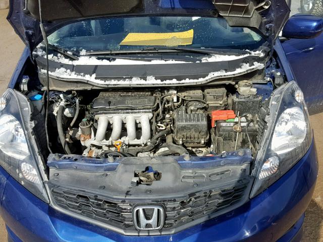 JHMGE8H5XDC035713 - 2013 HONDA FIT SPORT BLUE photo 7