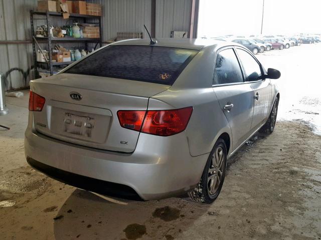 KNAFU4A21C5490927 - 2012 KIA FORTE EX SILVER photo 4