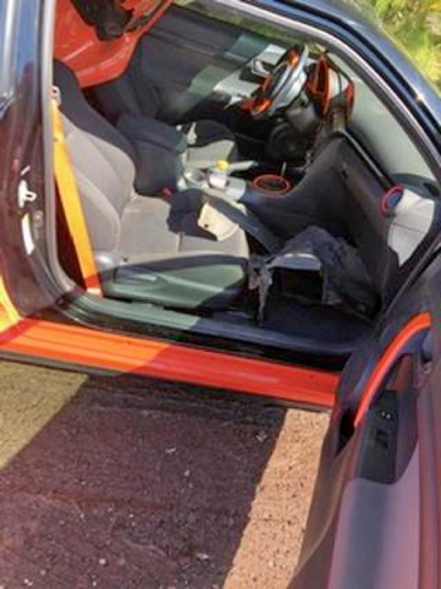 JTKJF5C73FJ006640 - 2015 TOYOTA SCION TC ორფეროვანი ფოტო 5