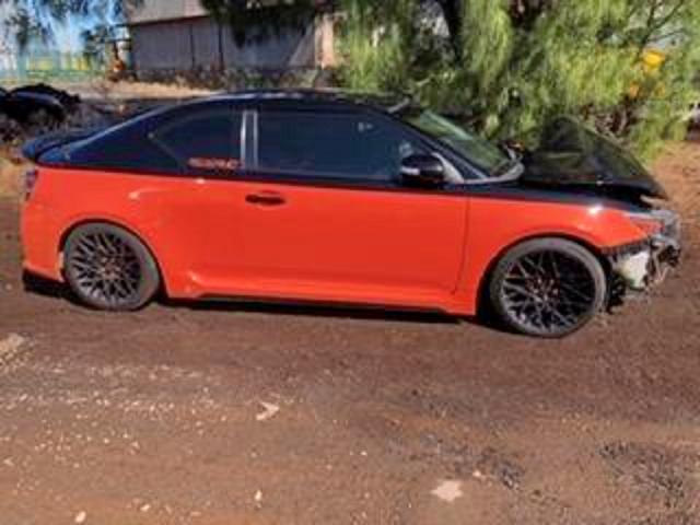 JTKJF5C73FJ006640 - 2015 TOYOTA SCION TC ორფეროვანი ფოტო 9