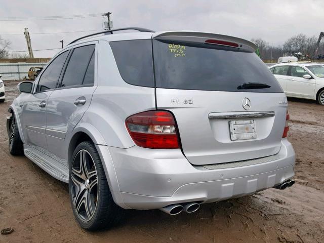 4JGBB77E47A198174 - 2007 MERCEDES-BENZ ML 63 AMG SILVER photo 3