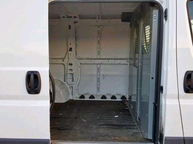 3C6TRVNG9HE523128 - 2017 RAM PROMASTER 白色 照片 6