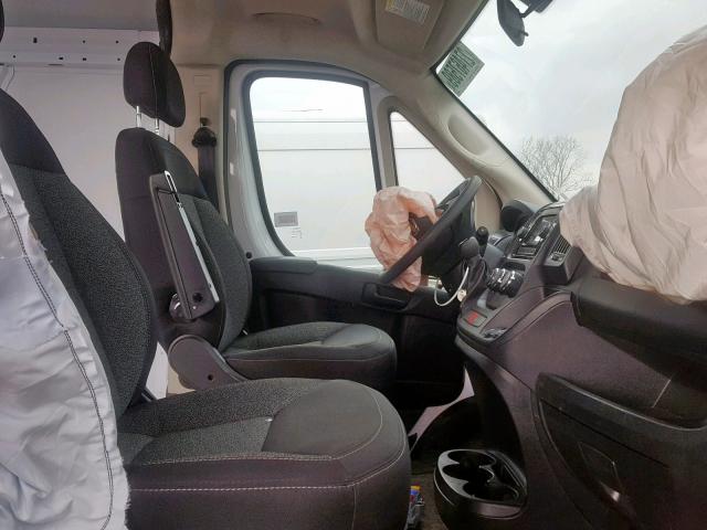 3C6TRVBG3JE158150 - 2018 RAM PROMASTER 白色 照片 5