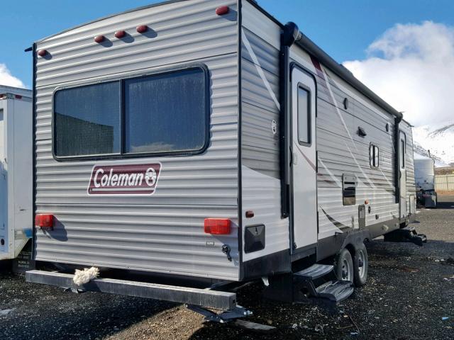 4YDT2802XHY935950 - 2017 COLE CAMPER WHITE photo 4