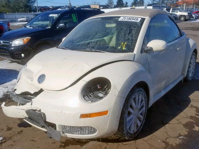 3VWRG31Y49M404757 - 2009 VOLKSWAGEN NEW BEETLE Beige Foto 2