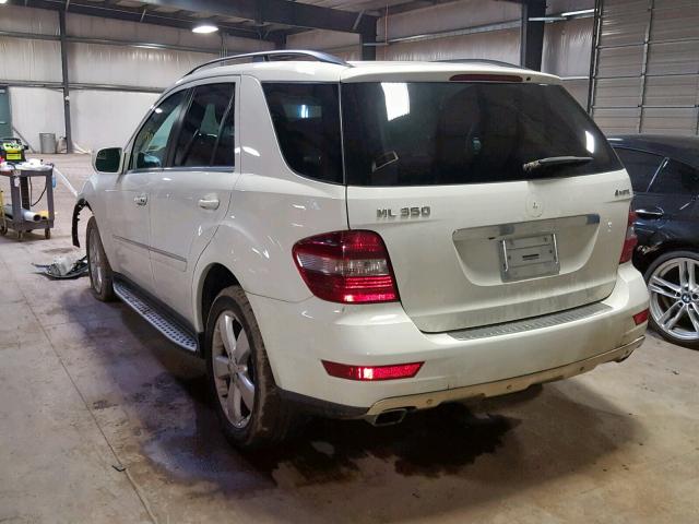 4JGBB8GB9AA538647 - 2010 MERCEDES-BENZ ML 350 4MA WHITE photo 3