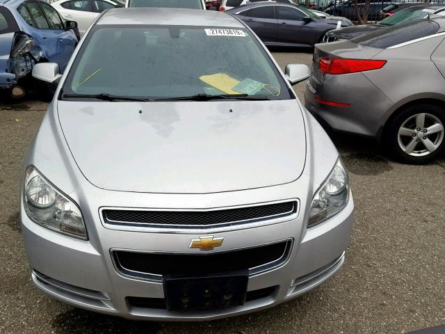 1G1ZC5EU9CF117710 - 2012 CHEVROLET MALIBU 1LT 银色 照片 9