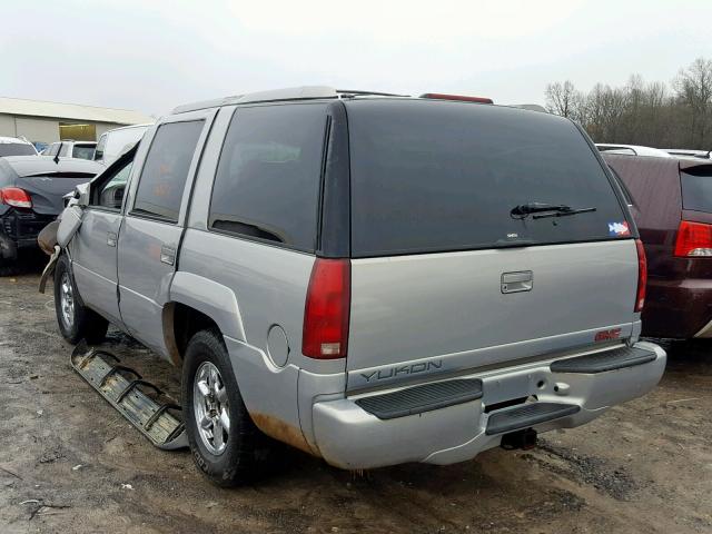 1GKEK63R9YR170771 - 2000 GMC DENALI SILVER photo 3