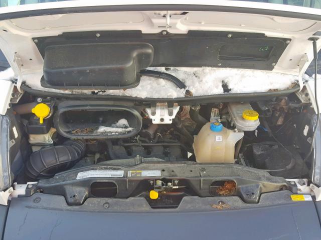 3C6TRVBG2JE113992 - 2018 RAM PROMASTER 白色 照片 7