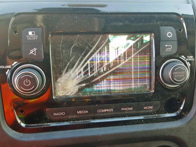 3C6TRVBG2JE113992 - 2018 RAM PROMASTER 白色 照片 9