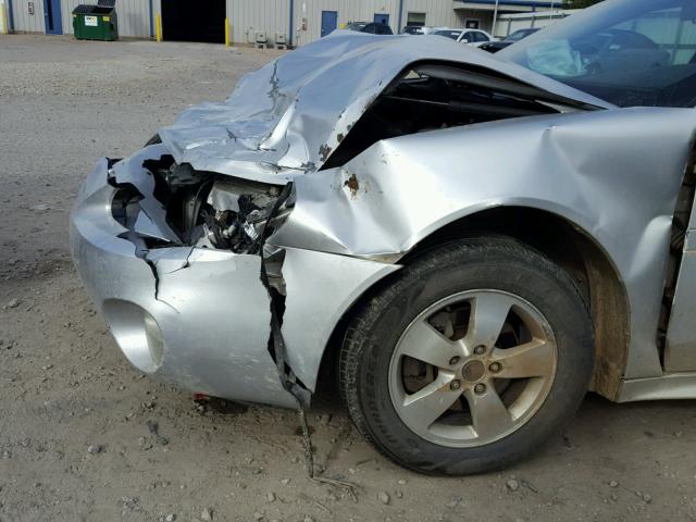 2G2WP522551262355 - 2005 PONTIAC GRAND PRIX SILVER photo 10