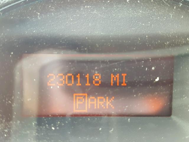 2G2WP522551262355 - 2005 PONTIAC GRAND PRIX SILVER photo 8