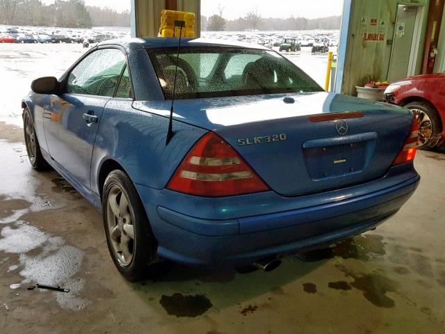 WDBKK65F11F189337 - 2001 MERCEDES-BENZ SLK 320 BLUE photo 3