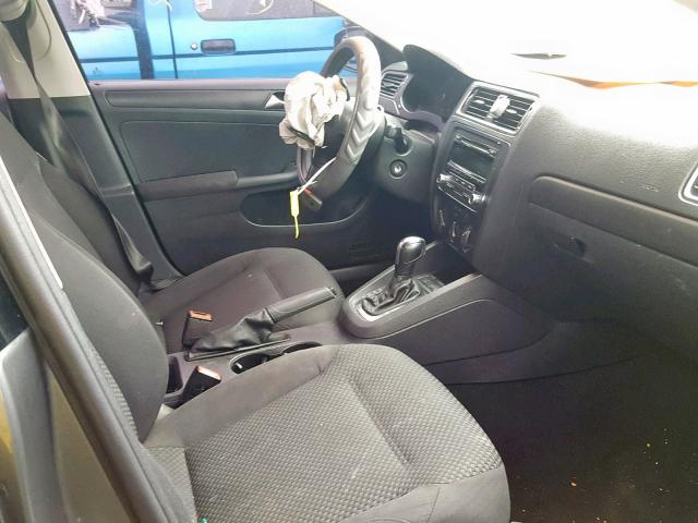 3VW2K7AJ8CM096493 - 2012 VOLKSWAGEN JETTA BASE 灰色 照片 5