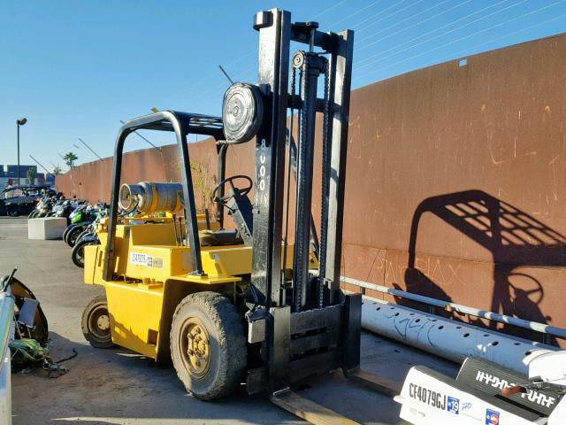 40X02148 - 1999 CATE FORKLIFT YELLOW photo 1