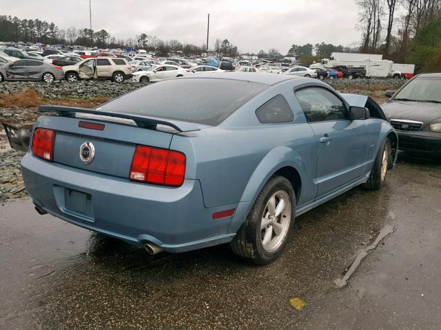 1ZVHT82H475281354 - 2007 FORD MUSTANG GT BLUE photo 4