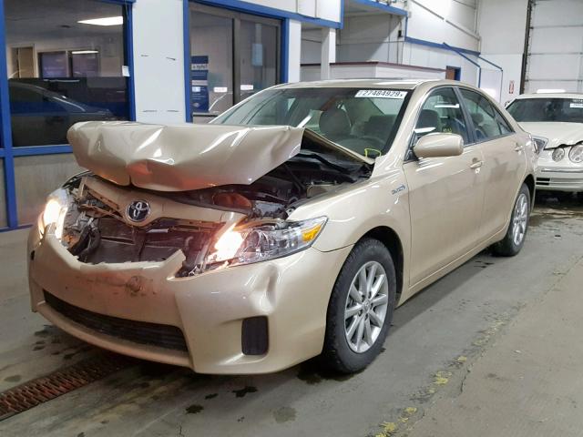 4T1BB3EKXBU134987 - 2011 TOYOTA CAMRY HYBR GOLD photo 2