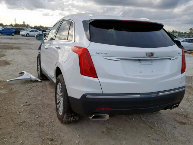 1GYKNCRS9JZ155606 - 2018 CADILLAC XT5 LUXURY WHITE photo 3