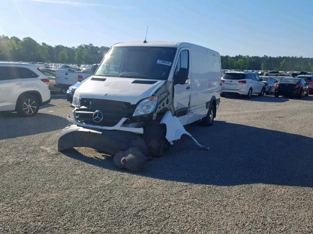 WD3PE7CC5C5654735 - 2012 MERCEDES-BENZ SPRINTER 2 WHITE photo 2