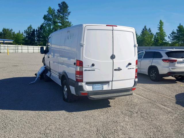 WD3PE7CC5C5654735 - 2012 MERCEDES-BENZ SPRINTER 2 WHITE photo 3