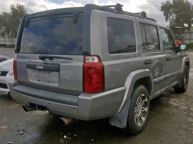 1J8HG48N26C168373 - 2006 JEEP COMMANDER GOLD photo 4