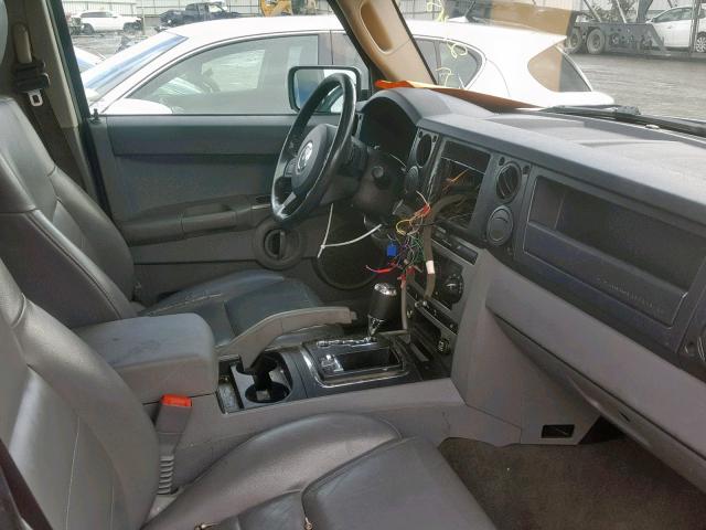 1J8HG48N26C168373 - 2006 JEEP COMMANDER GOLD photo 5