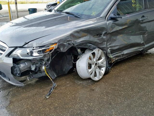 1FAHP2EW9CG133378 - 2012 FORD TAURUS SEL GRAY photo 9