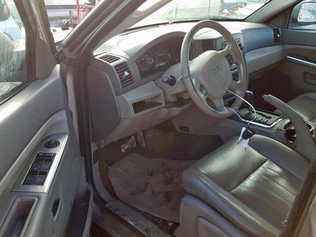 1J4GR48K15C643507 - 2005 JEEP GRAND CHER BEIGE photo 9