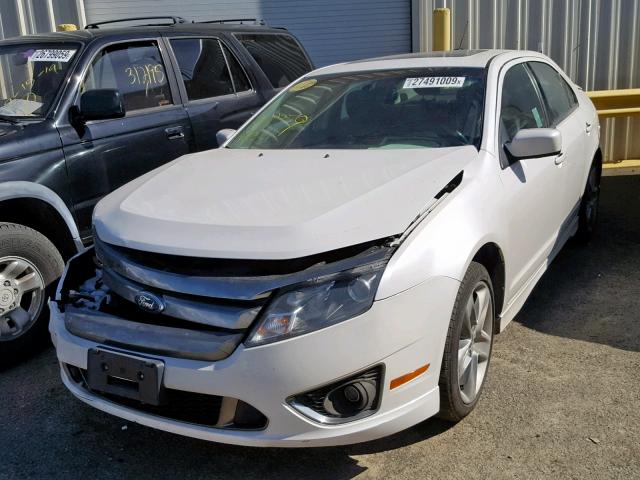 3FAHP0KC3CR181594 - 2012 FORD FUSION SPO WHITE photo 2