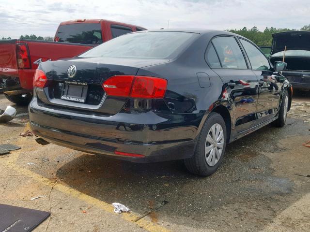 3VW2K7AJ5EM375029 - 2014 VOLKSWAGEN JETTA BASE Սև լուսանկար 4