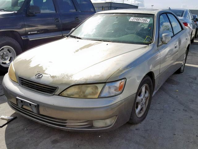 JT8BF28G2W0129434 - 1998 LEXUS ES 300 GOLD photo 2