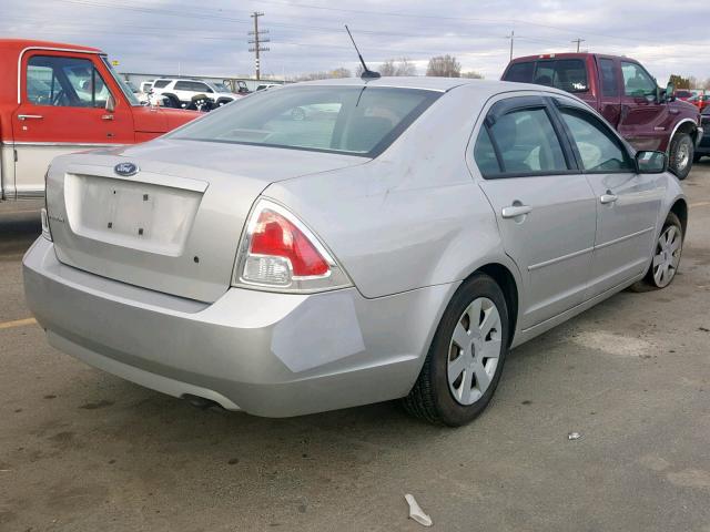 3FAHP06Z28R191863 - 2008 FORD FUSION S SILVER photo 4