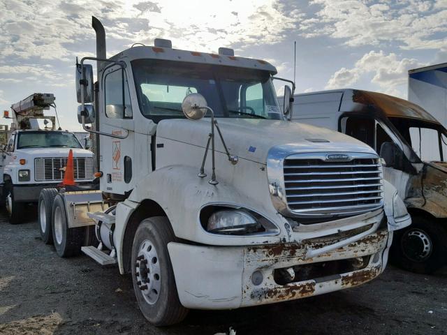 1FUJA6CVX4LM05159 - 2004 FREIGHTLINER CONVENTION WHITE photo 1