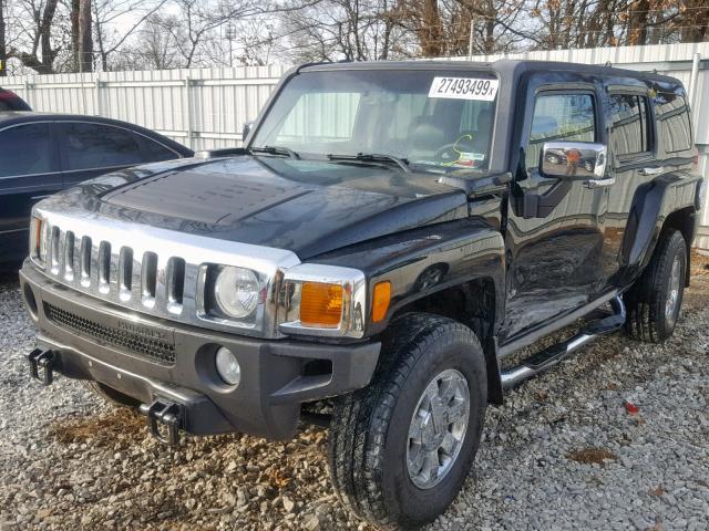 5GTDN136568161777 - 2006 HUMMER H3 BLACK photo 2