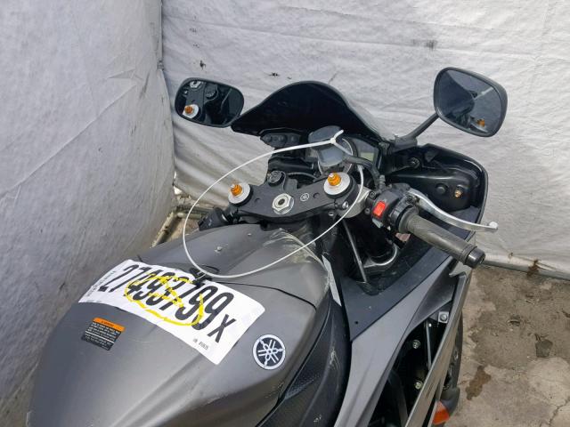 JYARJ16Y4GA010635 - 2016 YAMAHA YZFR6 C GRAY photo 5