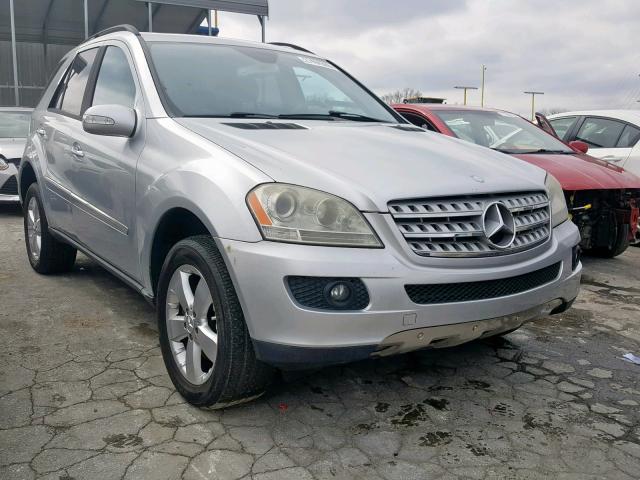 4JGBB75E16A024483 - 2006 MERCEDES-BENZ ML 500 SILVER photo 1