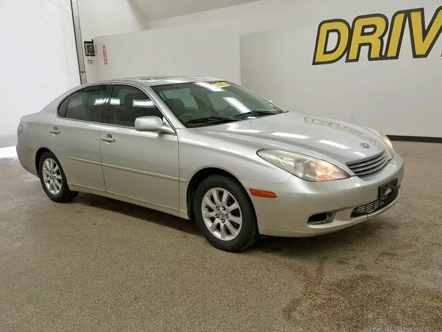 JTHBF30G825008115 - 2002 LEXUS ES 300 SILVER photo 1