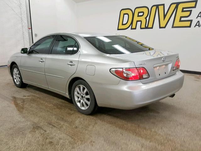 JTHBF30G825008115 - 2002 LEXUS ES 300 SILVER photo 3