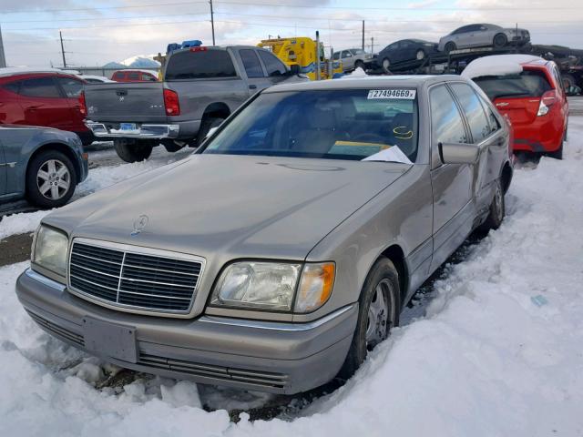 WDBGA32E3TA324045 - 1996 MERCEDES-BENZ S 320W GOLD photo 2