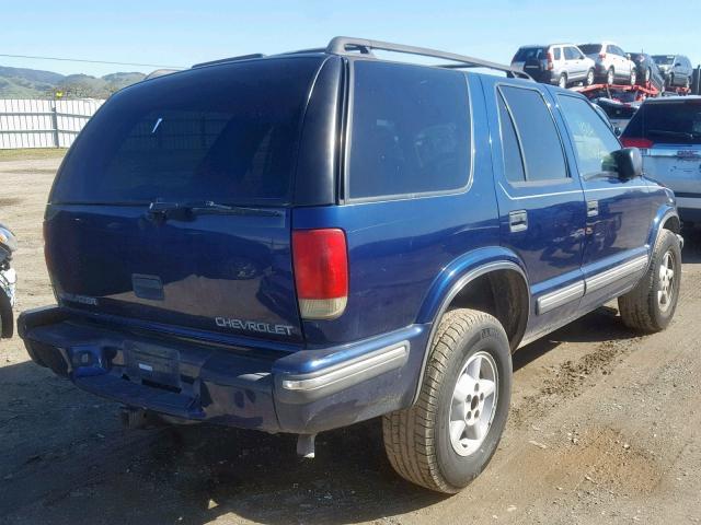 1GNDT13W3X2154058 - 1999 CHEVROLET BLAZER BLUE photo 4